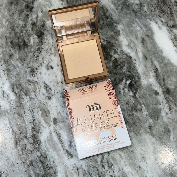 NIB - URBAN DECAY - STAY NAKED The Fix 16 Hr Powder Foundation - 40 WY LIGHT MED - Picture 5 of 15